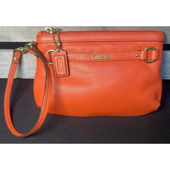 Coach Dark Coral Leather Wristlet Clutch‎ Bag Gold Tone Hardware - Picture 2 of 7